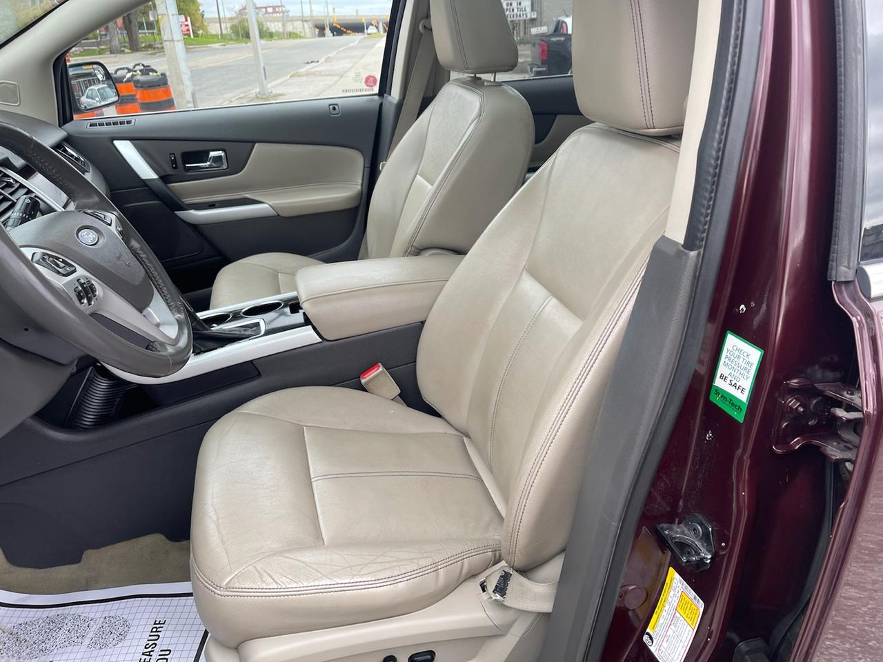 2011 Ford Edge Limited AWD Photo