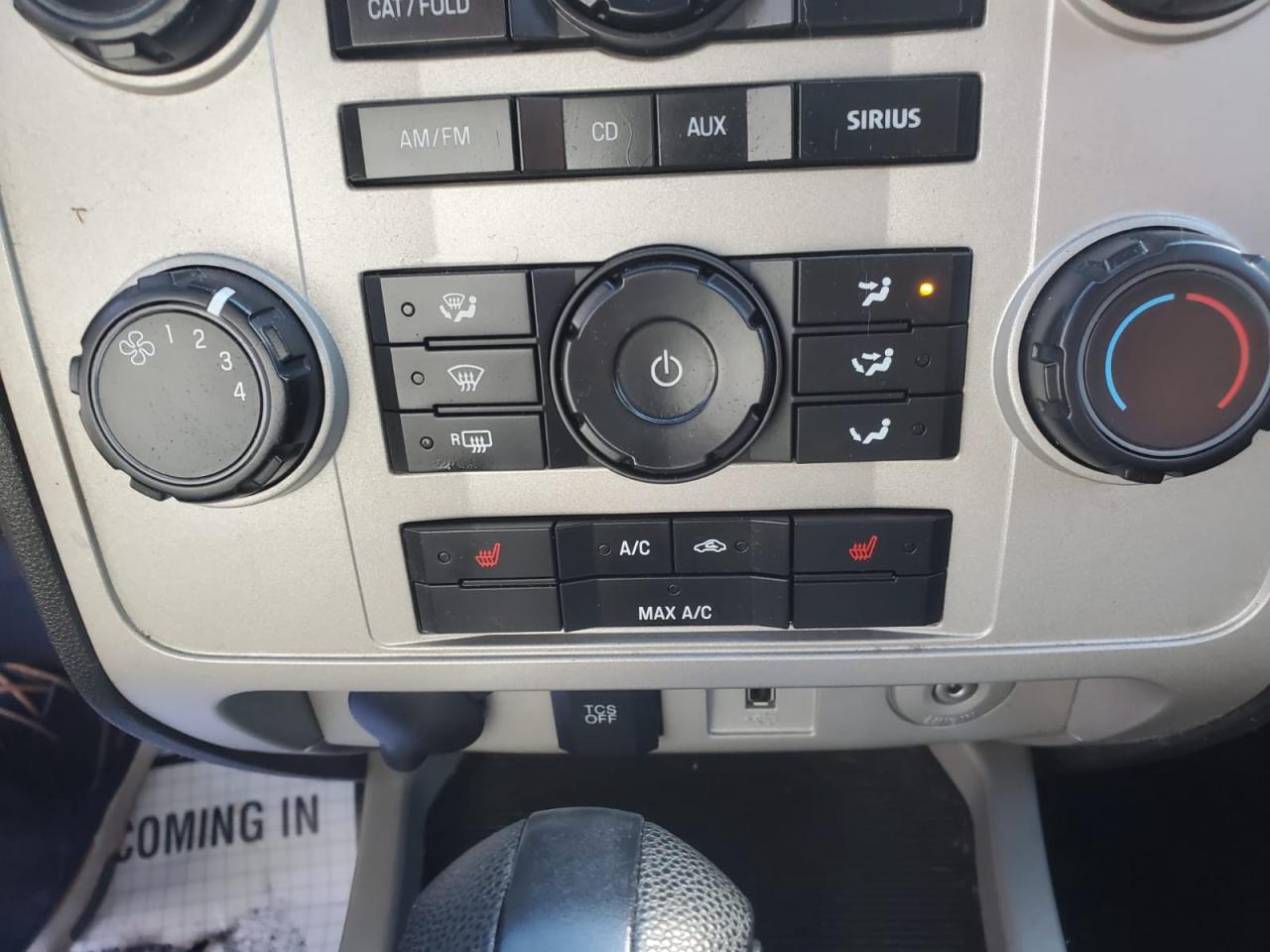 2011 Ford Escape XLT FWD Photo