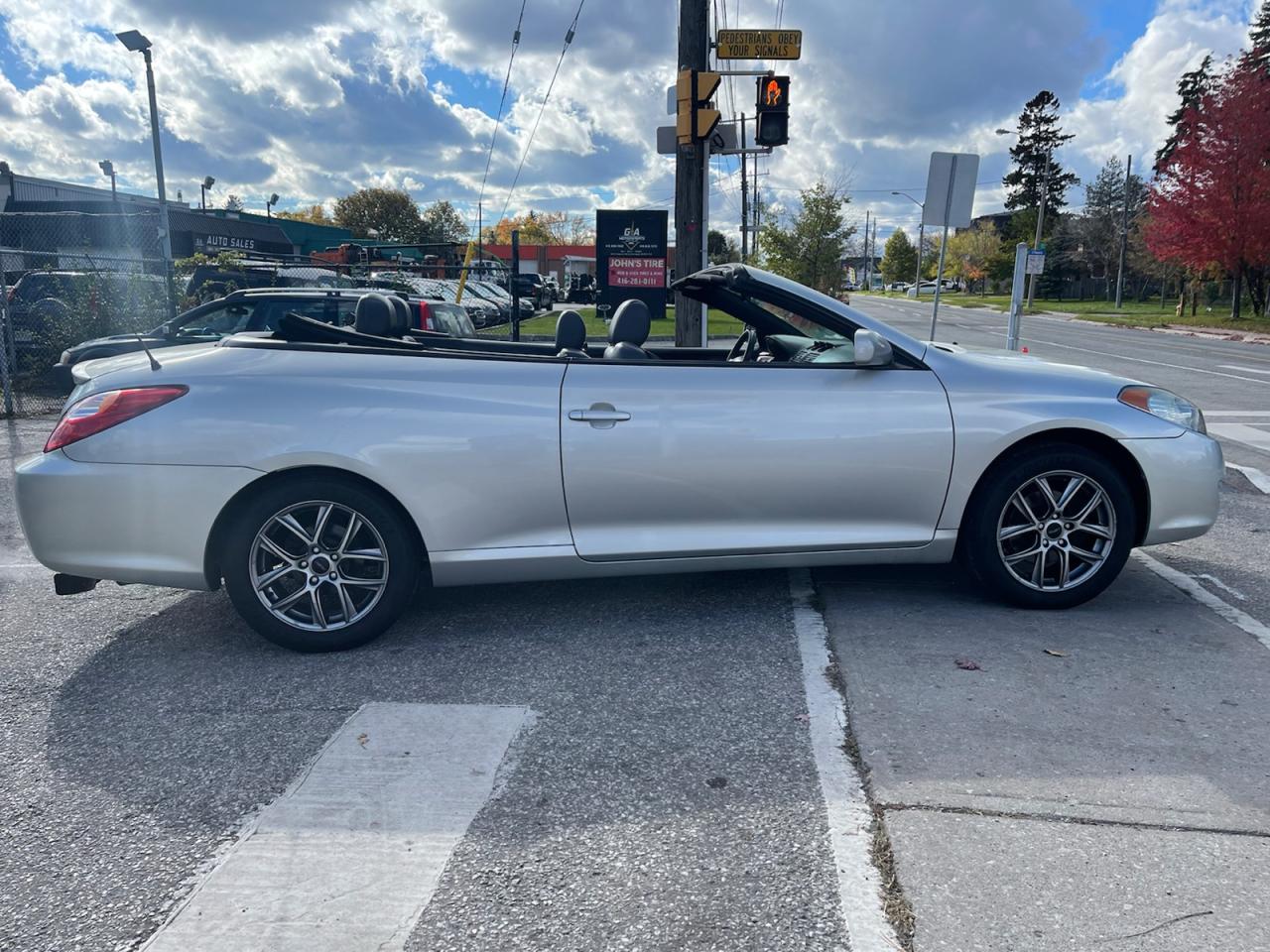 2004 Toyota Solara SLE  Convertible Photo