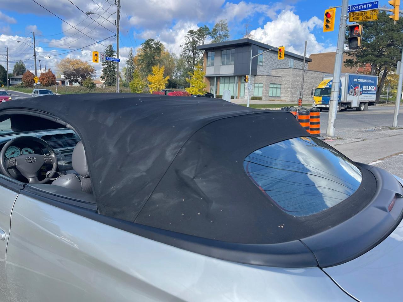 2004 Toyota Solara SLE  Convertible Photo