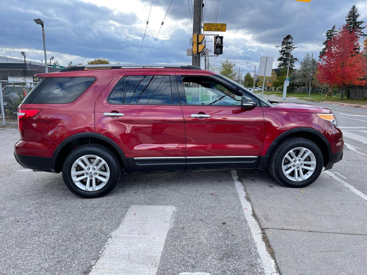 2013 Ford Explorer XLT 4WD Photo