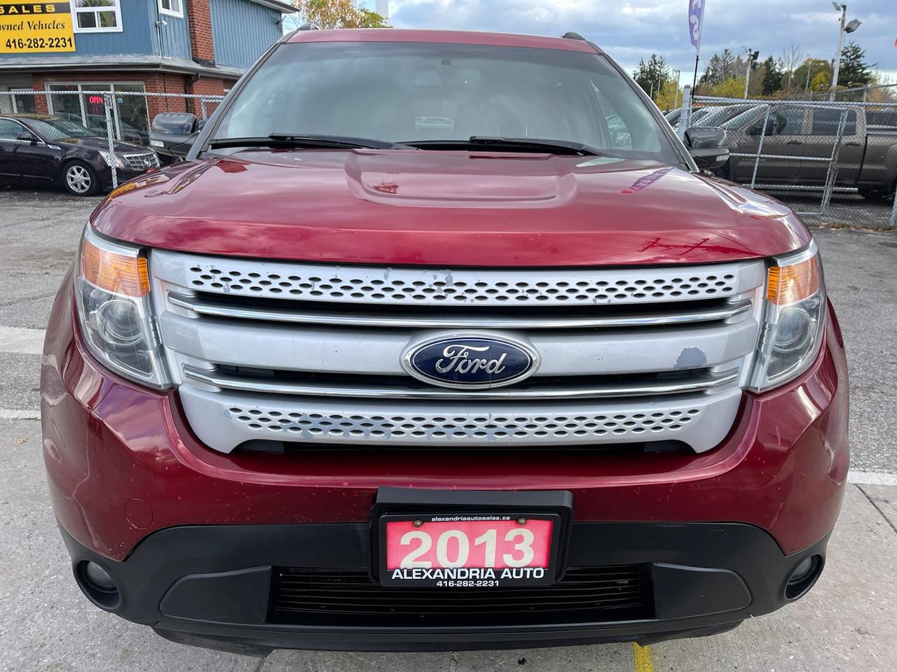 2013 Ford Explorer XLT 4WD Photo