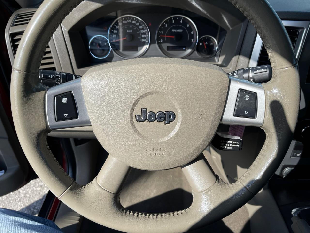 2008 Jeep Grand Cherokee LAREDO 4WD Photo