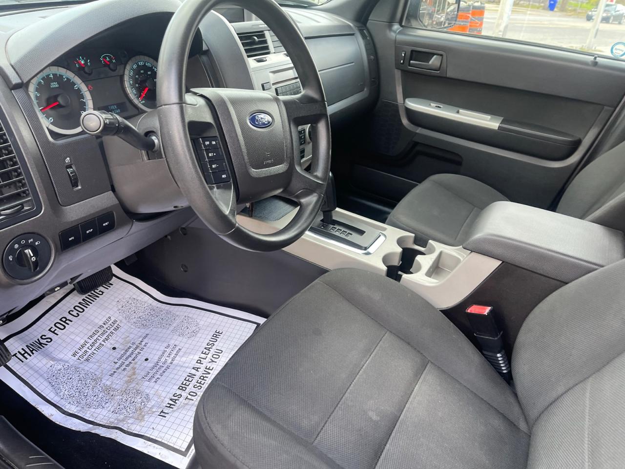 2010 Ford Escape XLT 4WD Photo