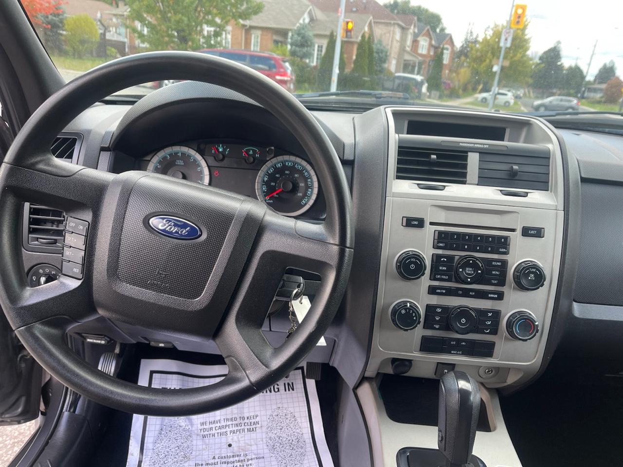 2010 Ford Escape XLT 4WD Photo