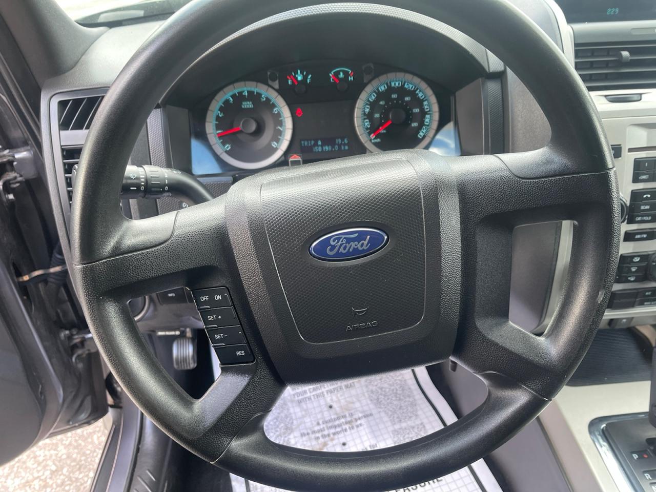 2010 Ford Escape XLT 4WD Photo