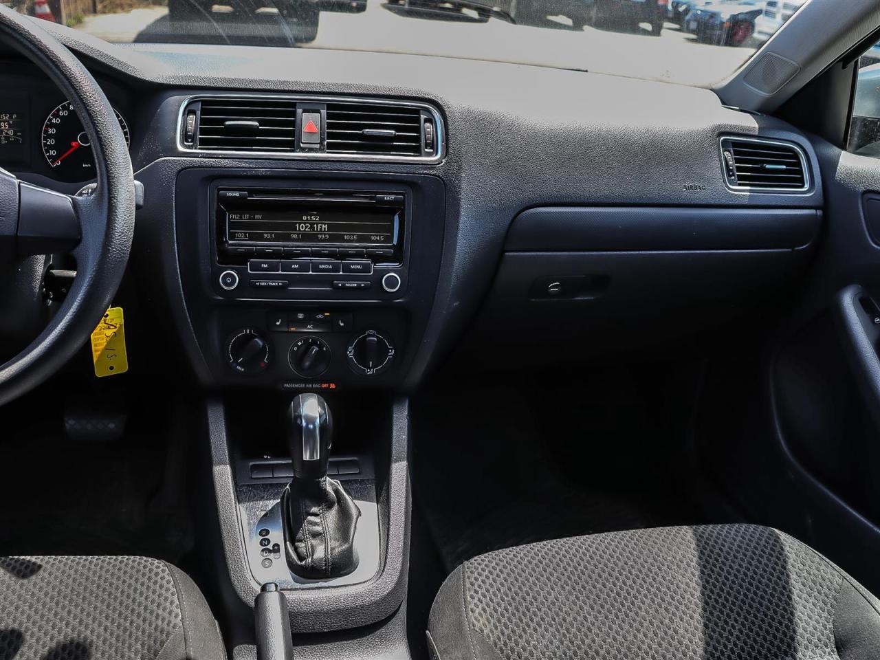 2022 Volkswagen Jetta  Photo