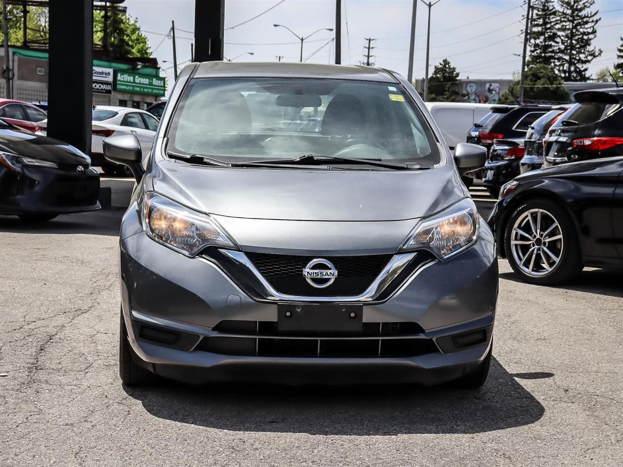 2018 Nissan Versa Note  Photo2