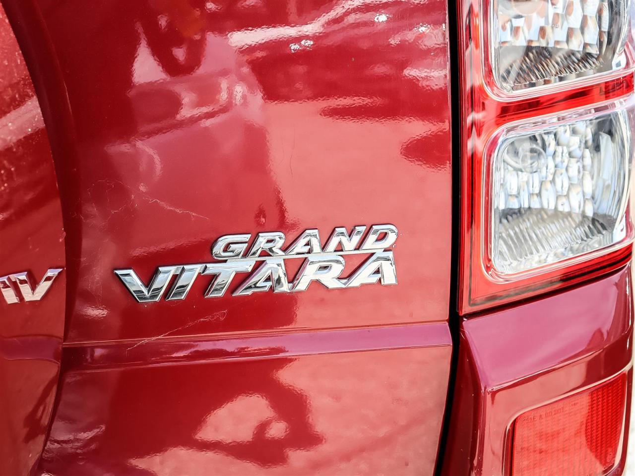 2011 Suzuki Grand Vitara  Photo4