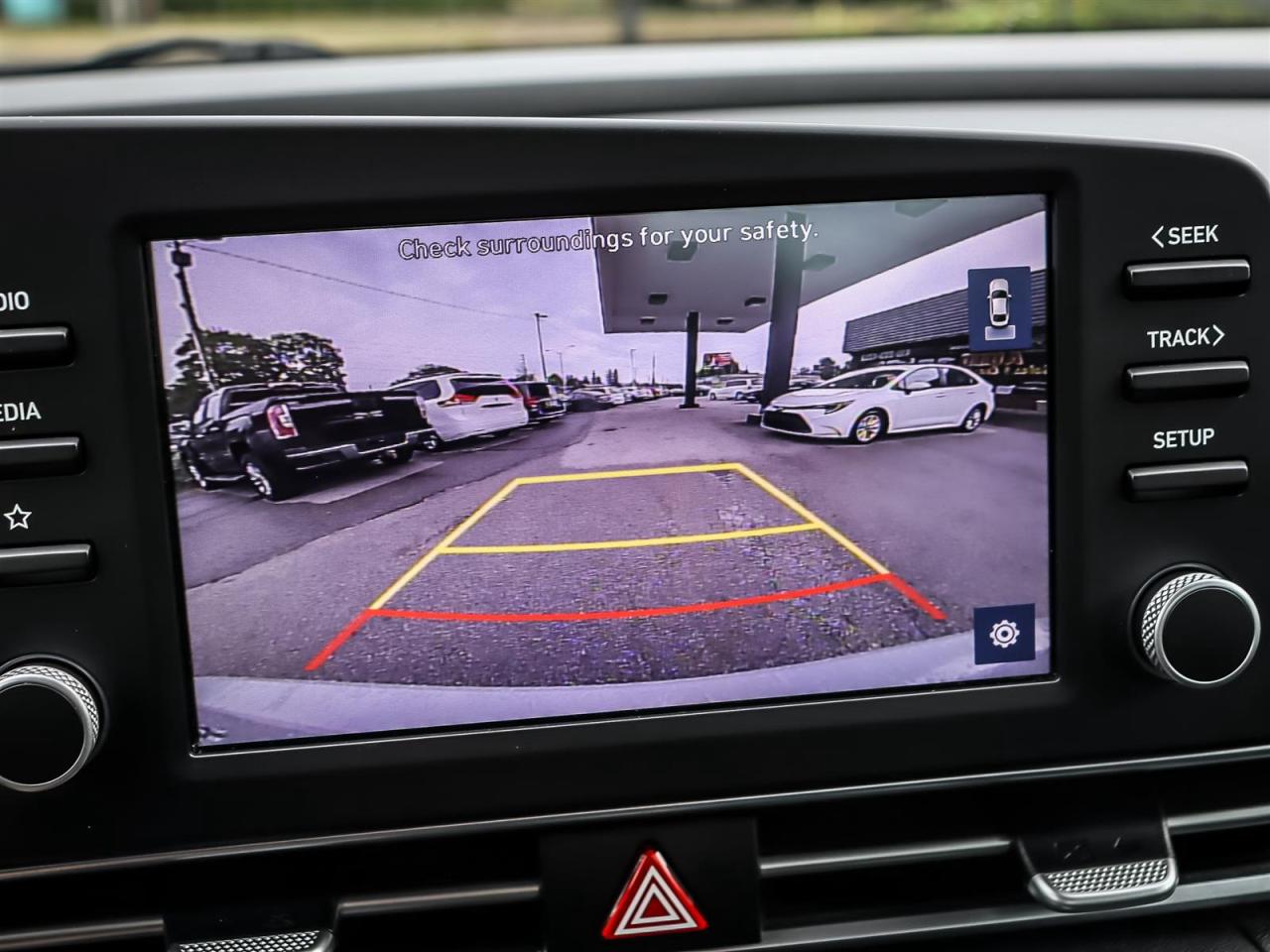 2021 Hyundai Elantra  Photo