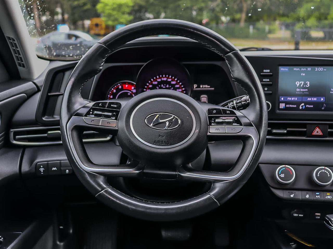 2021 Hyundai Elantra  Photo