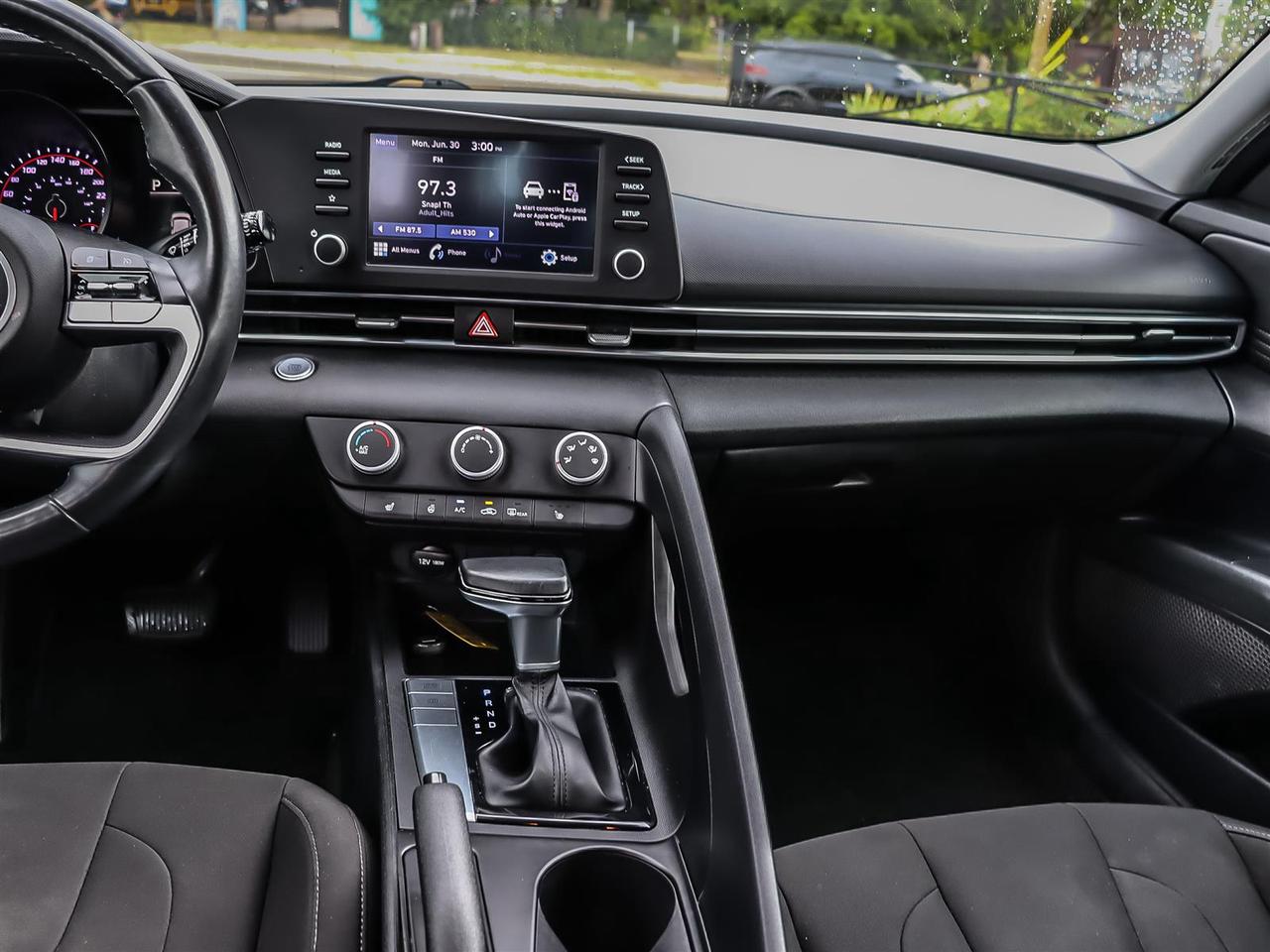 2021 Hyundai Elantra  Photo
