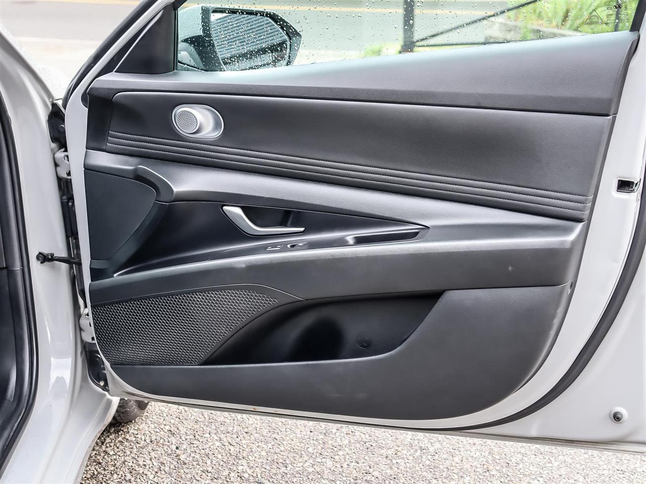 2021 Hyundai Elantra  Photo