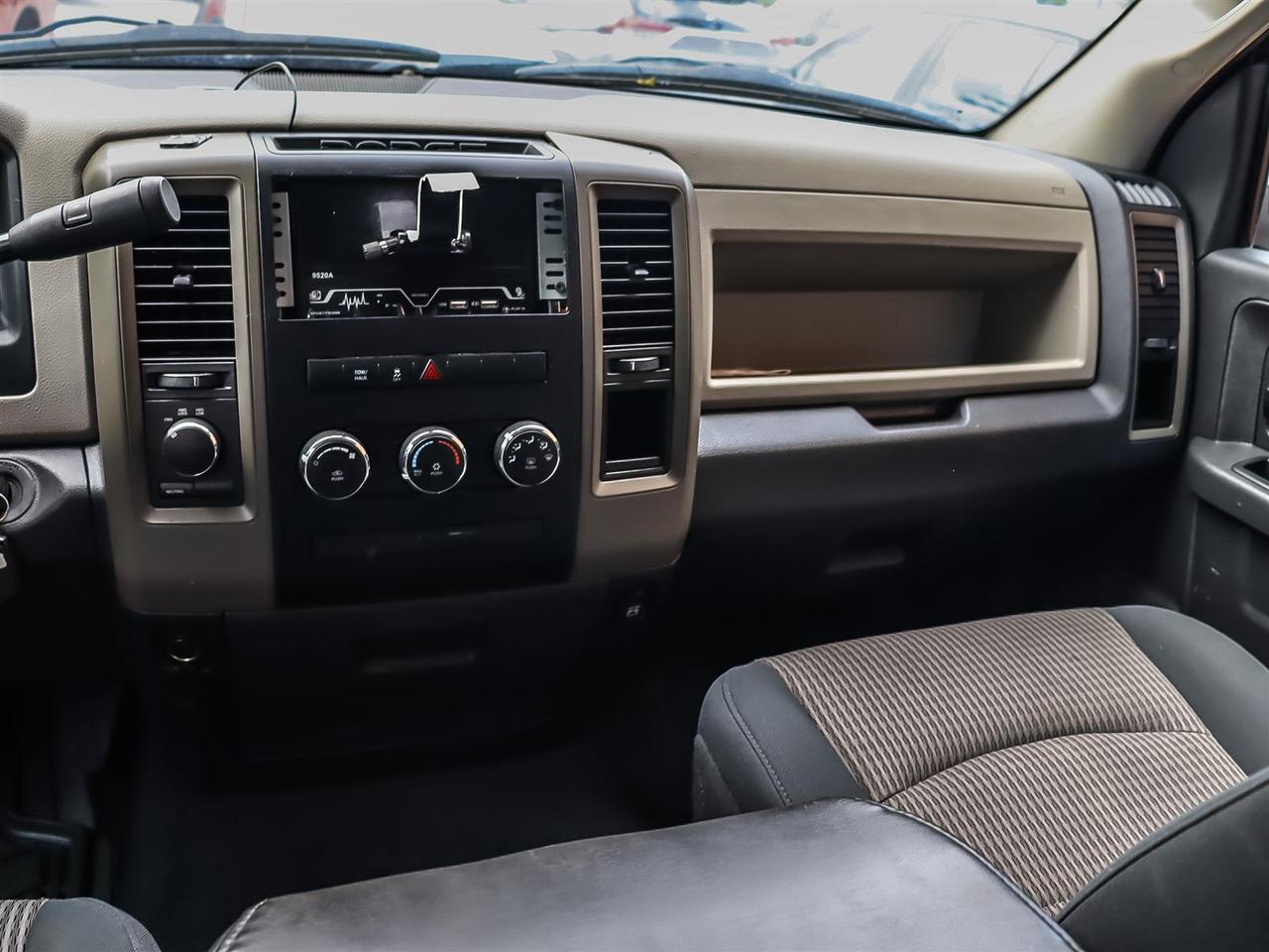 2011 Dodge Ram  Photo3
