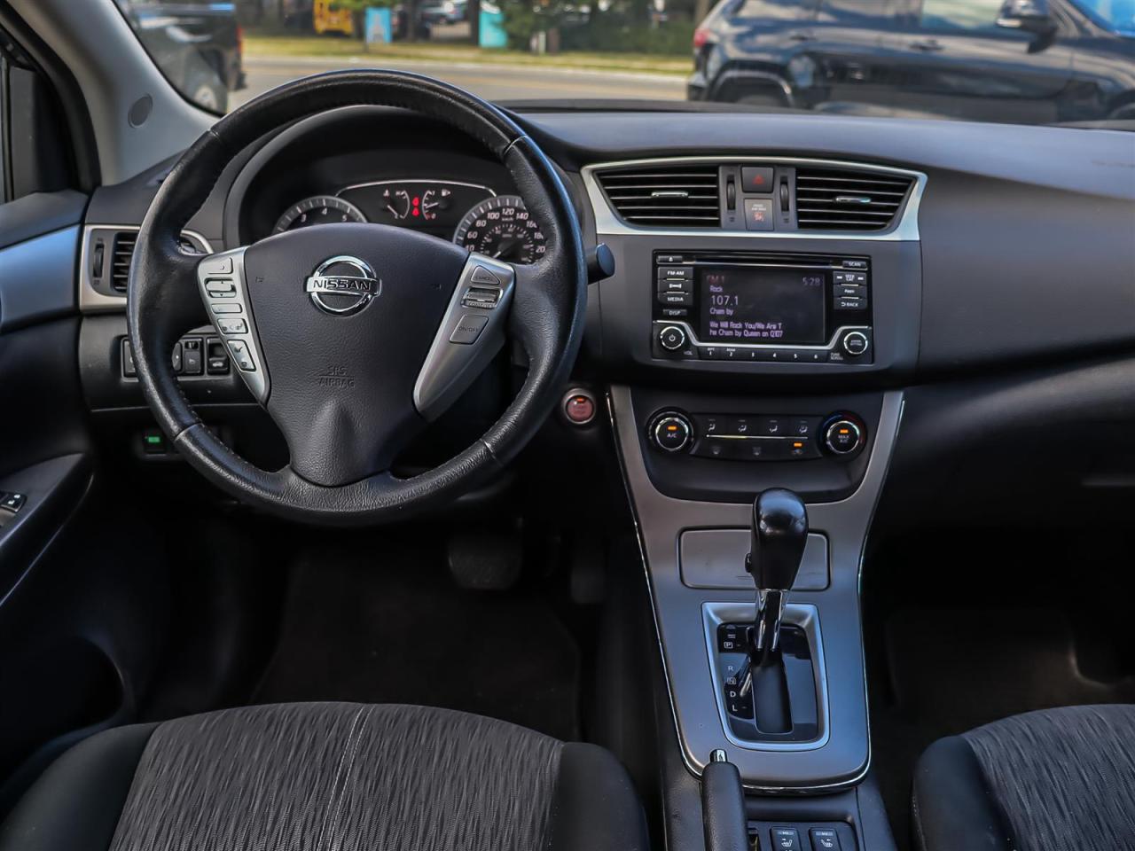 2015 Nissan Sentra  Photo