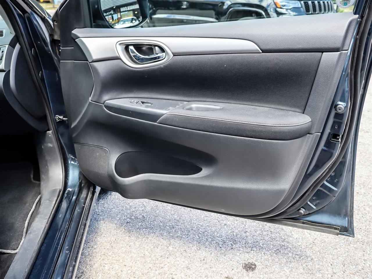 2015 Nissan Sentra  Photo