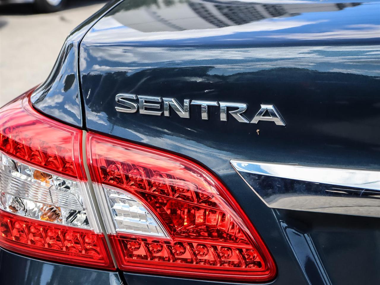 2015 Nissan Sentra  Photo