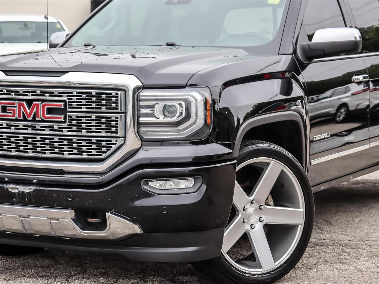 2018 GMC Sierra  Photo