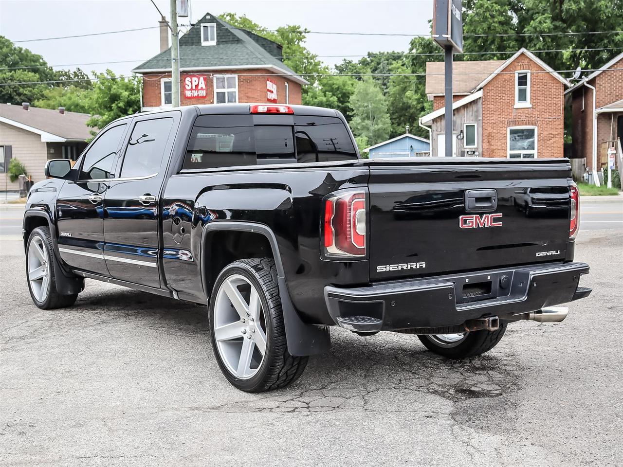 2018 GMC Sierra  Photo