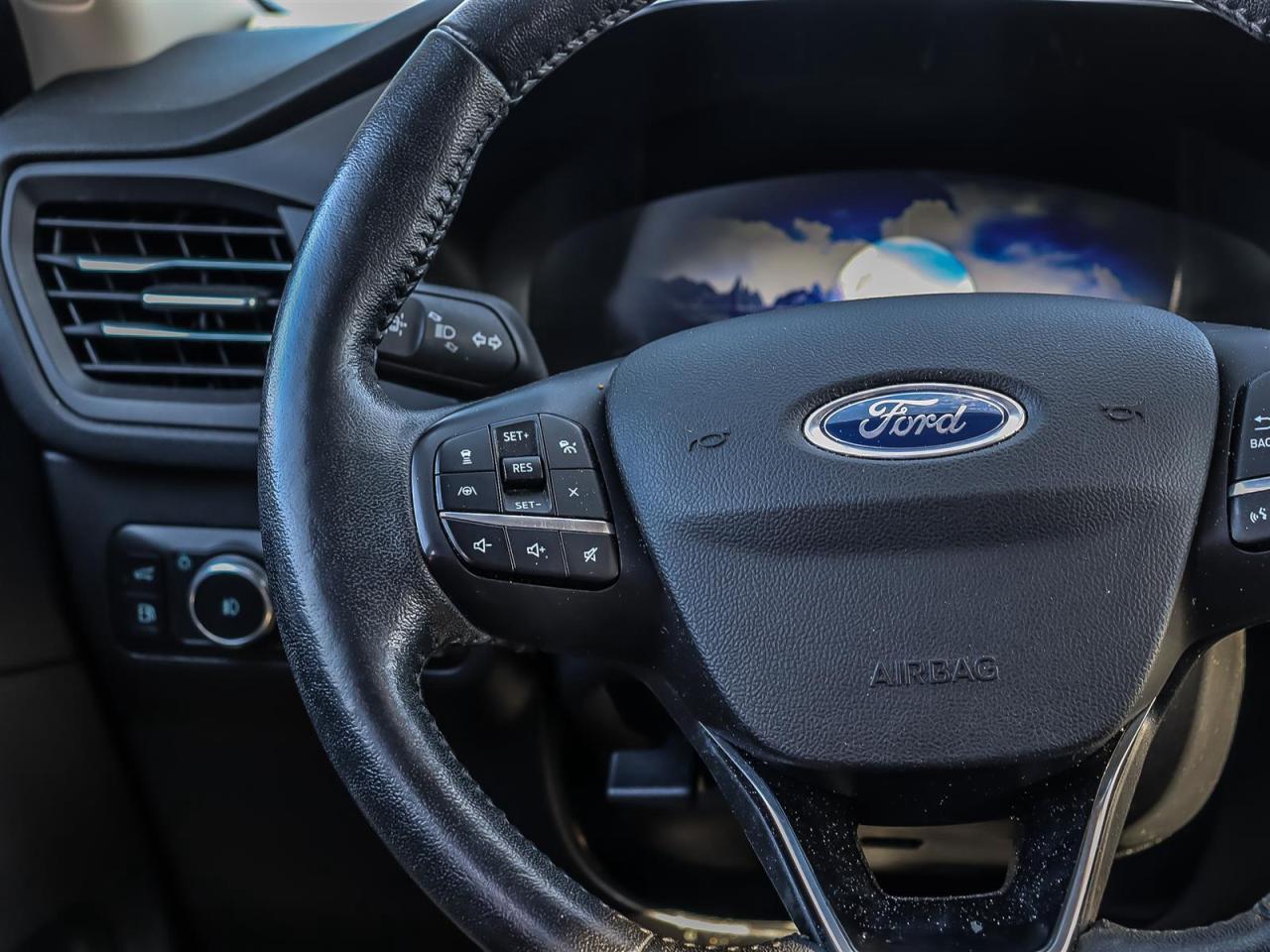 2020 Ford Escape  Photo