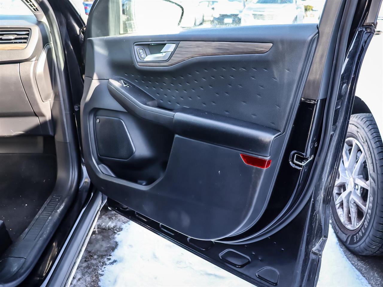 2020 Ford Escape  Photo