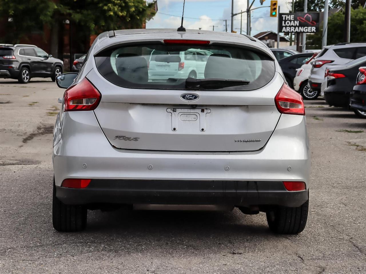 2018 Ford Focus  Photo4