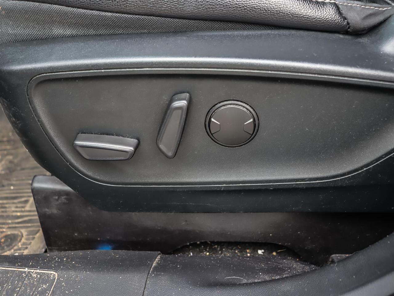 2020 Ford Escape  Photo