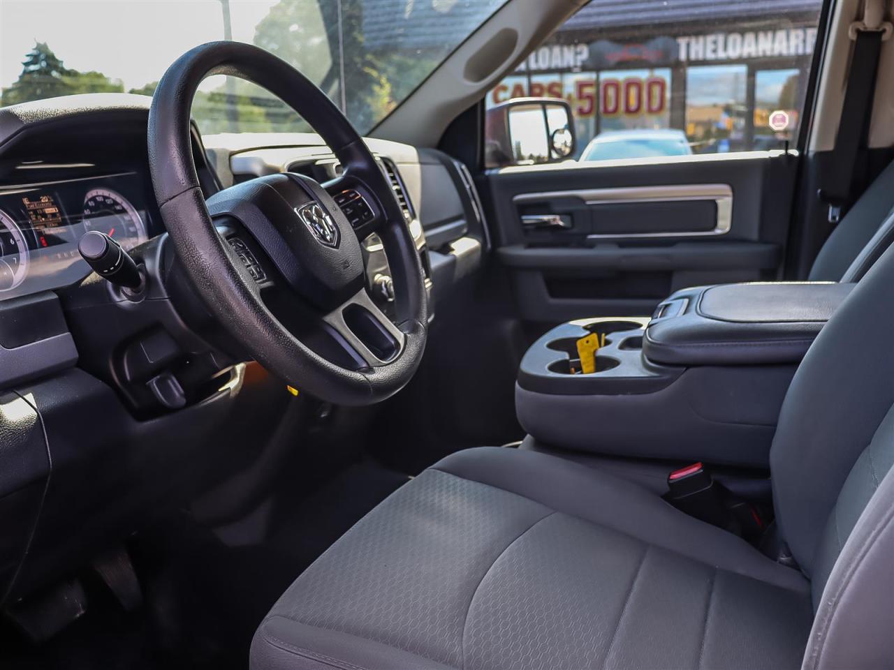 2017 RAM 1500  Photo