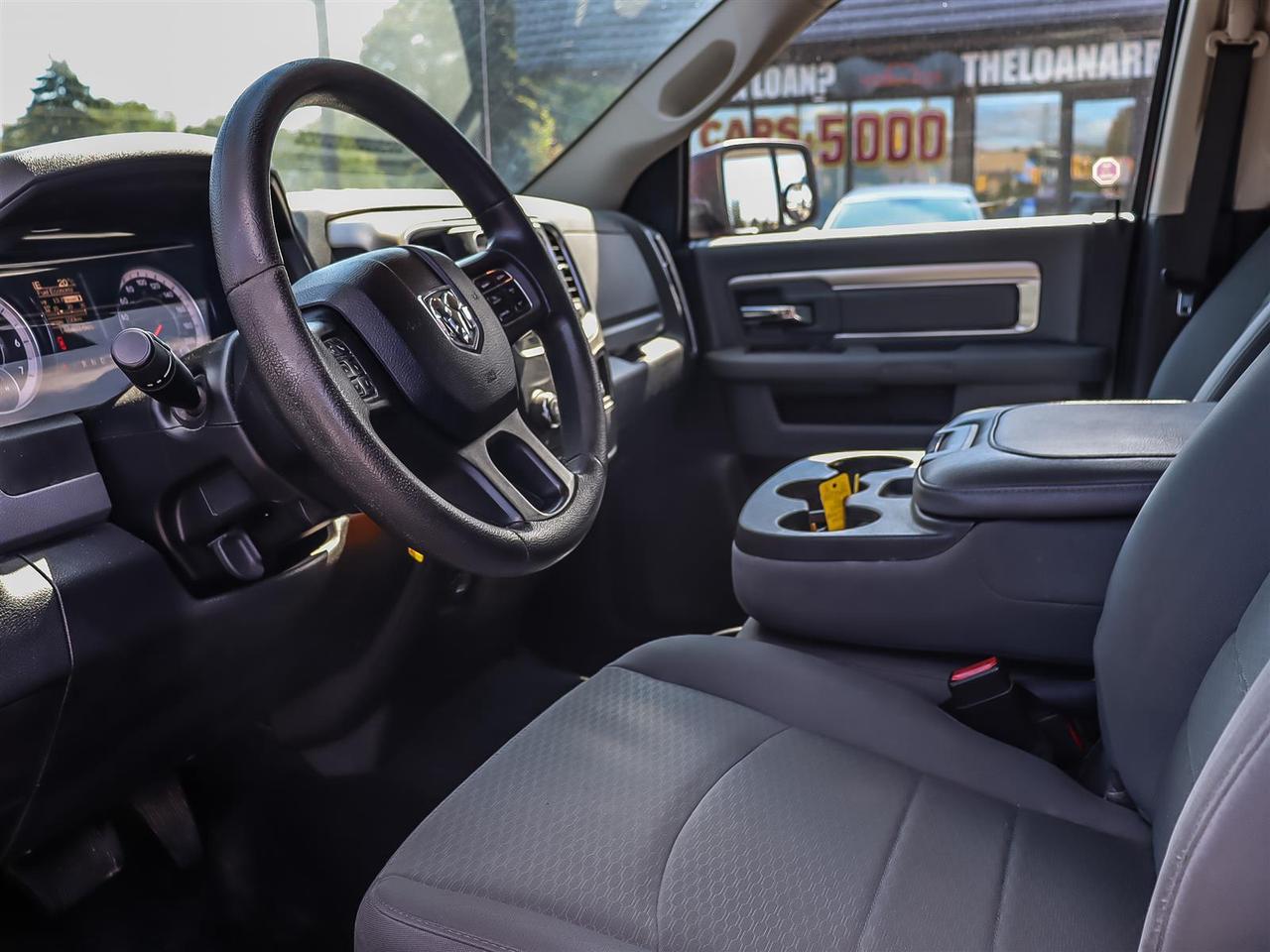 2017 RAM 1500  Photo