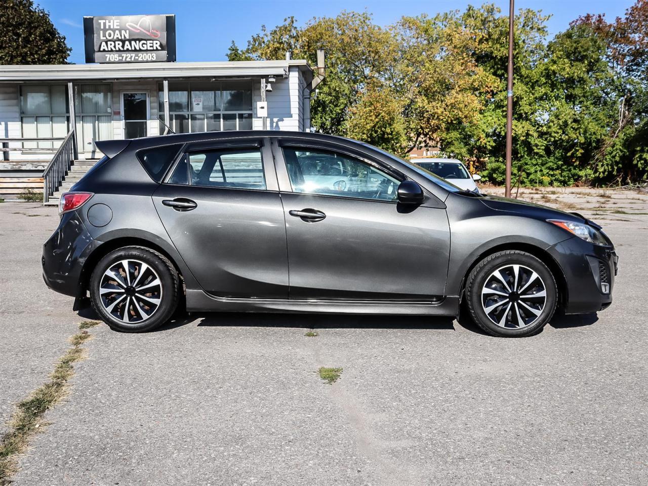 2011 Mazda MAZDA3  Photo