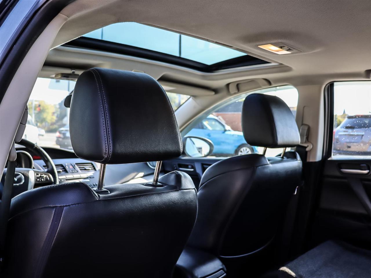 2011 Mazda MAZDA3  Photo