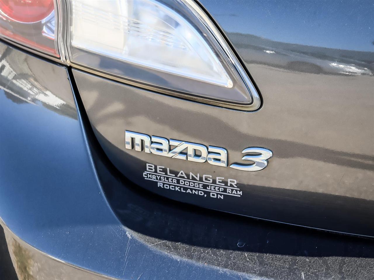 2011 Mazda MAZDA3  Photo