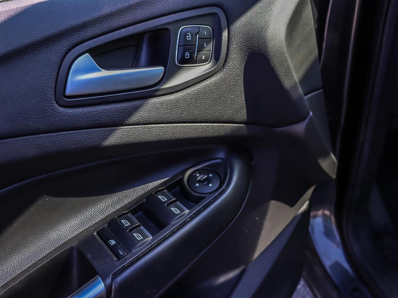 2017 Ford Escape  Photo