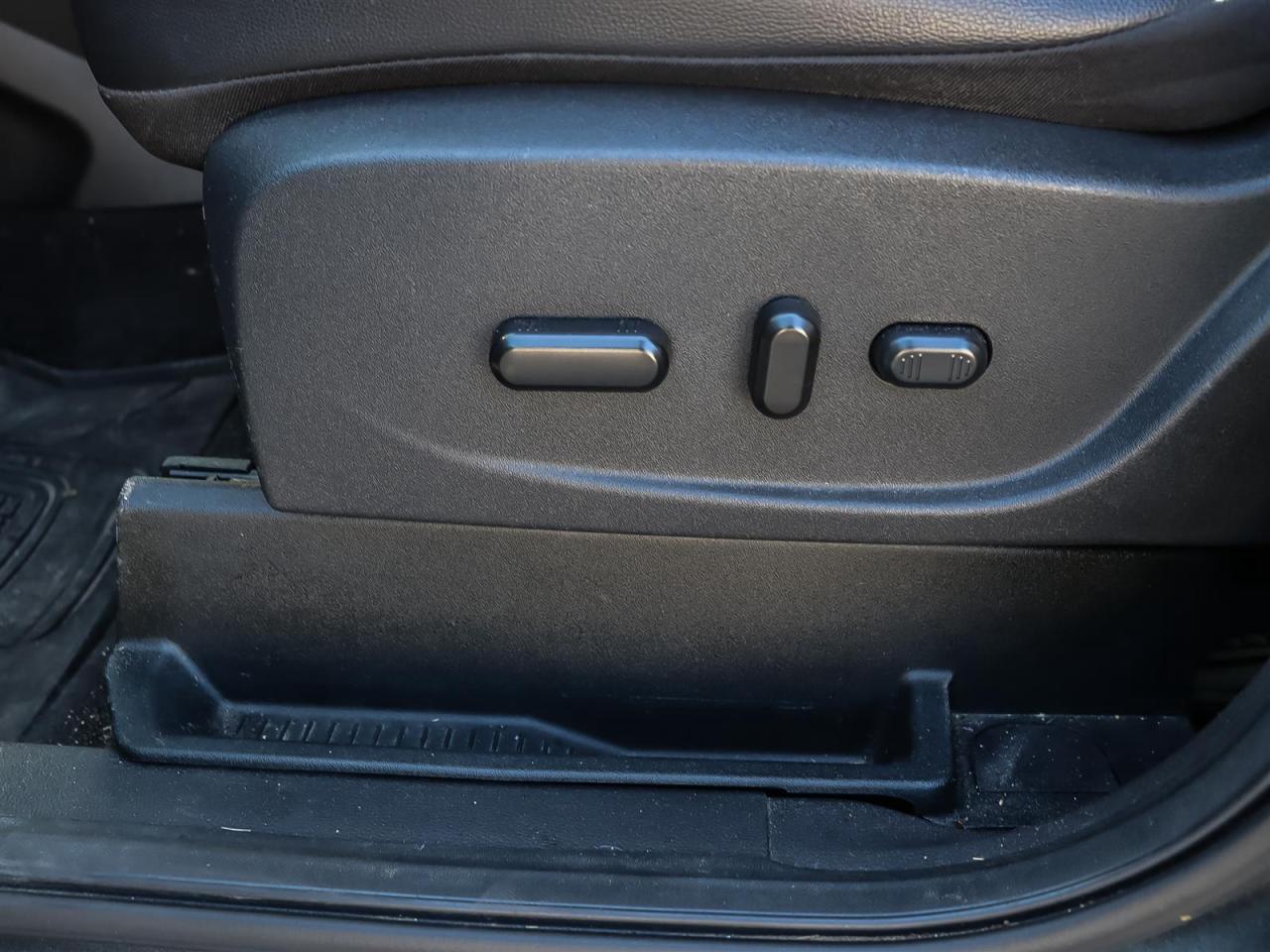 2017 Ford Escape  Photo