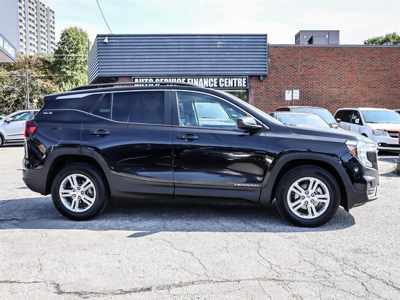 2022 GMC Terrain  Photo3