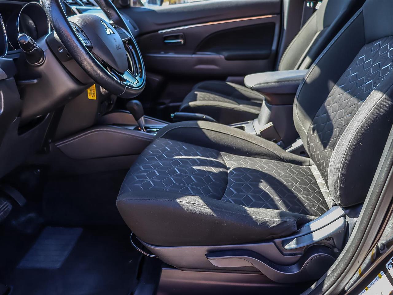 2022 Mitsubishi RVR  Photo