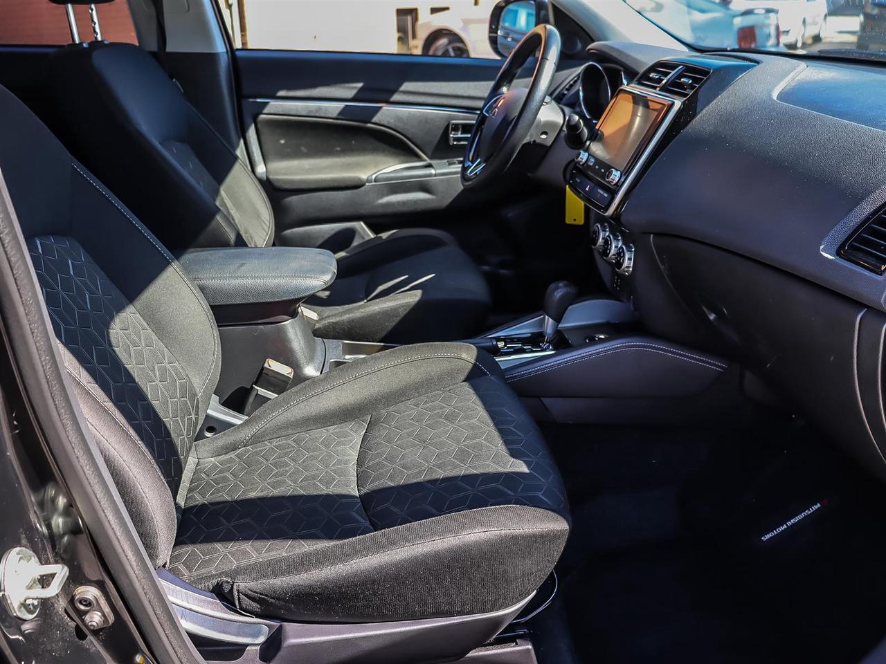 2022 Mitsubishi RVR  Photo