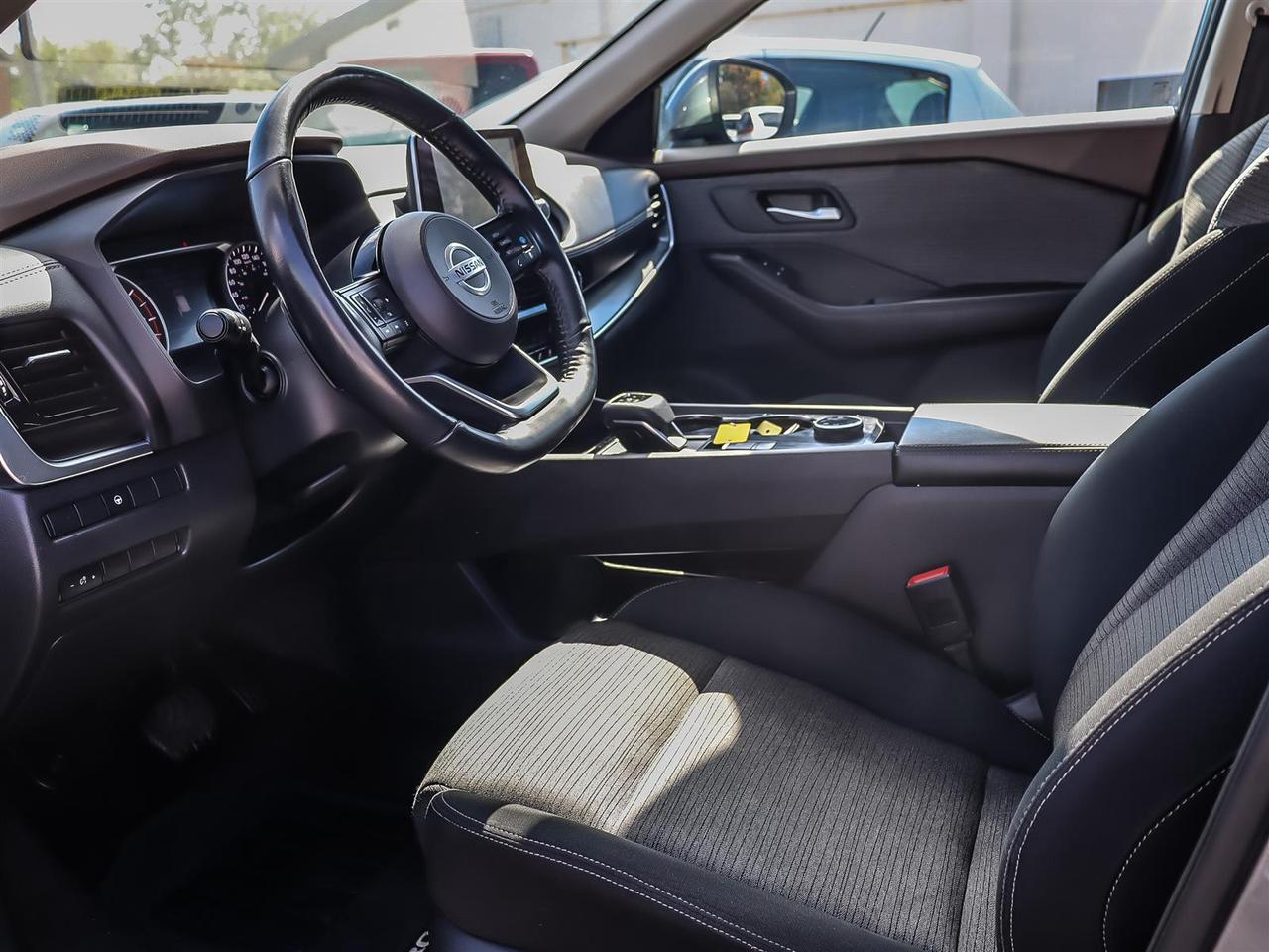 2021 Nissan Rogue  Photo2