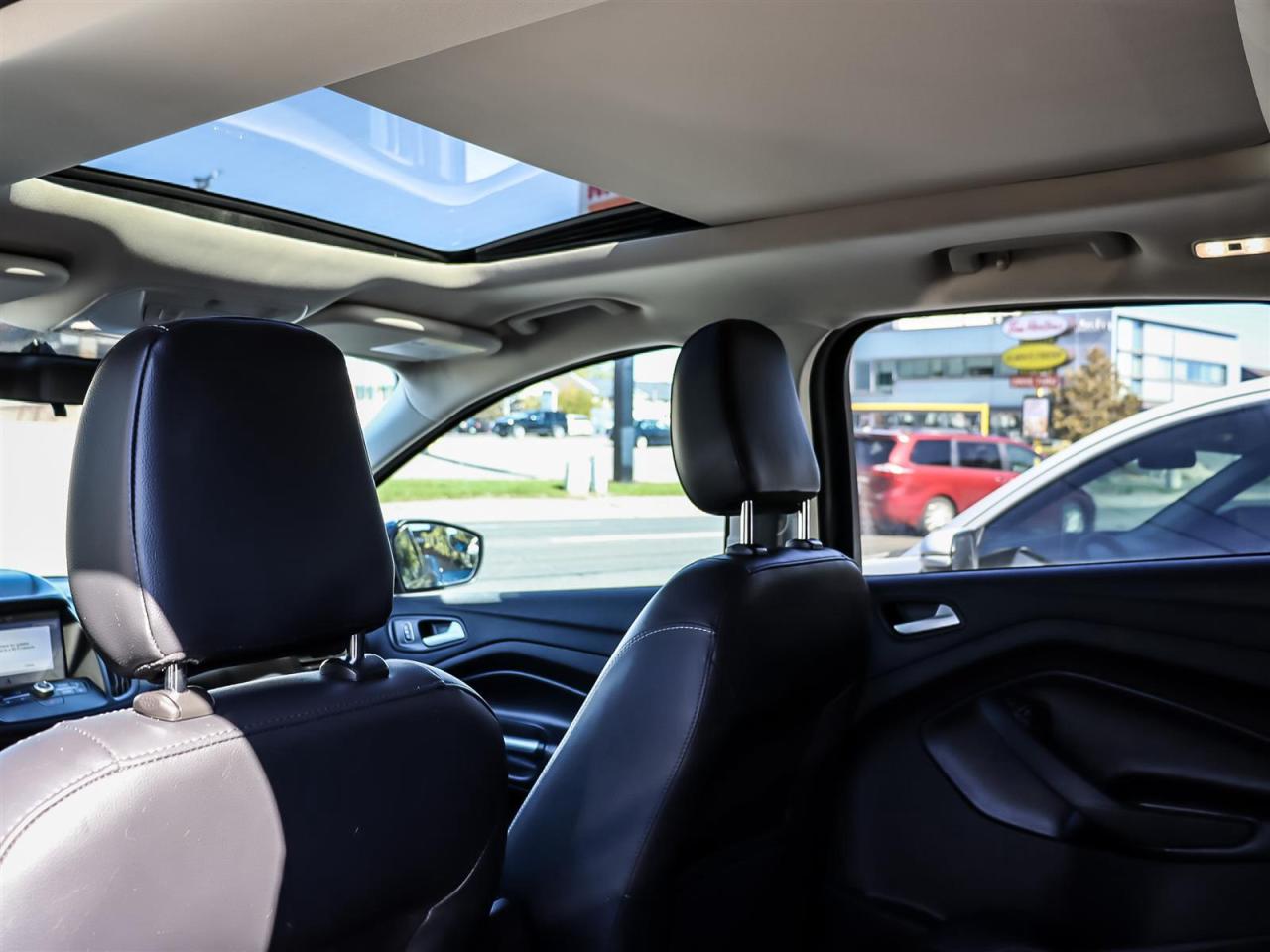 2019 Ford Escape  Photo2