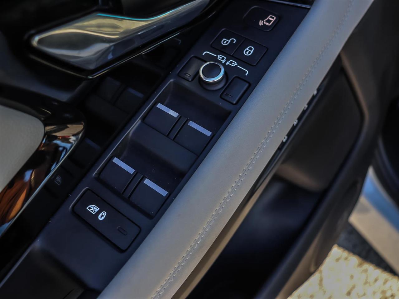 2020 Land Rover Range Rover Evoque  Photo