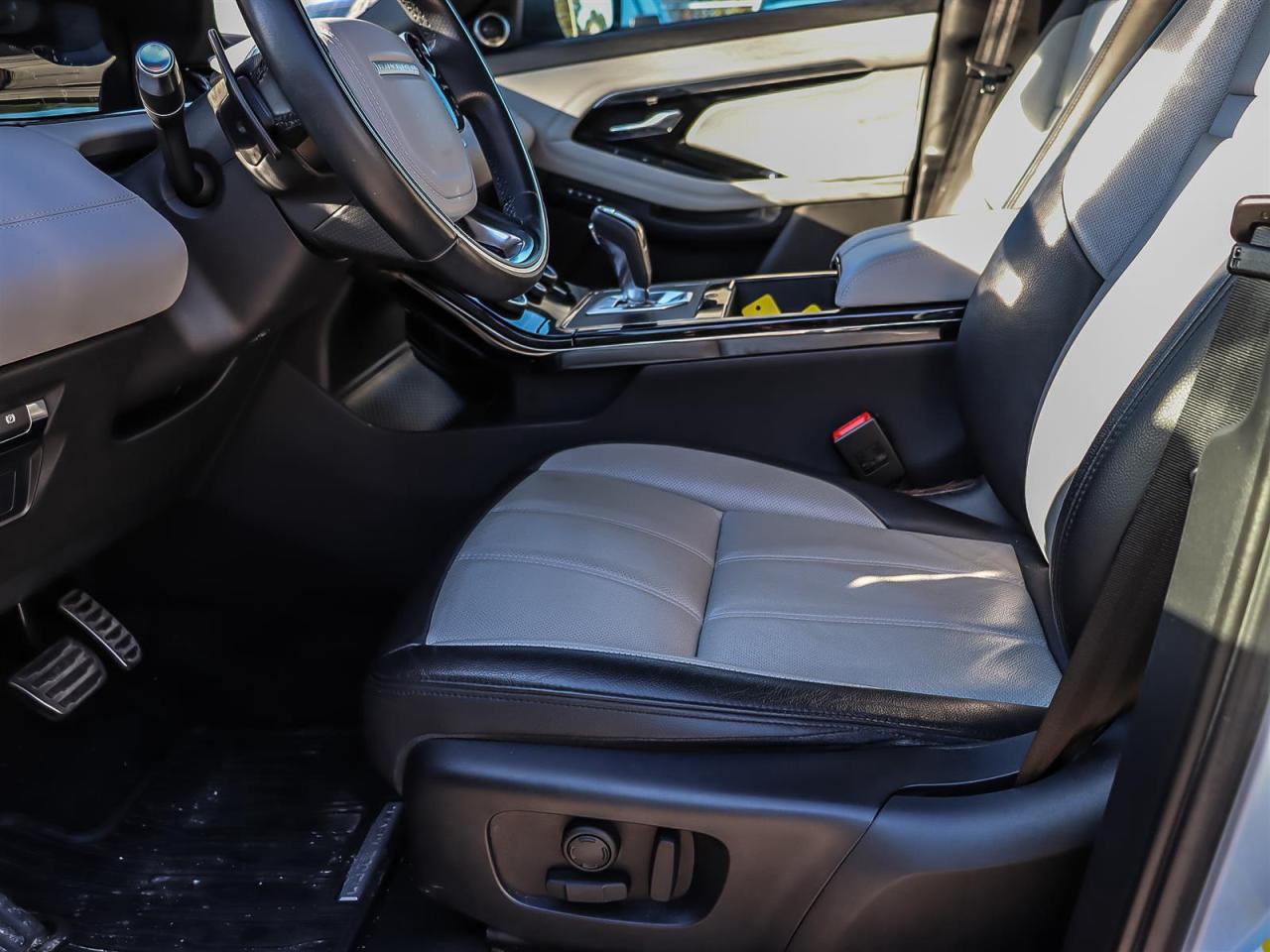 2020 Land Rover Range Rover Evoque  Photo