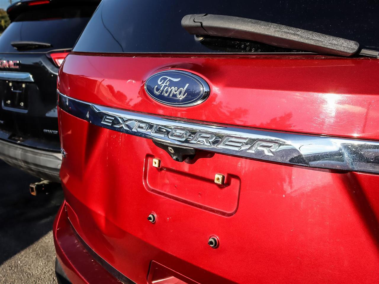 2016 Ford Explorer  Photo