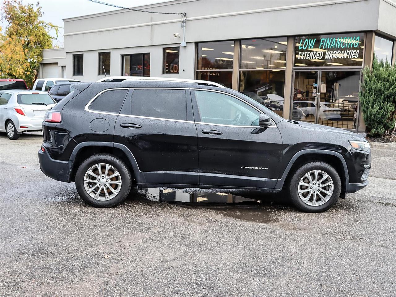 2019 Jeep Cherokee  Photo