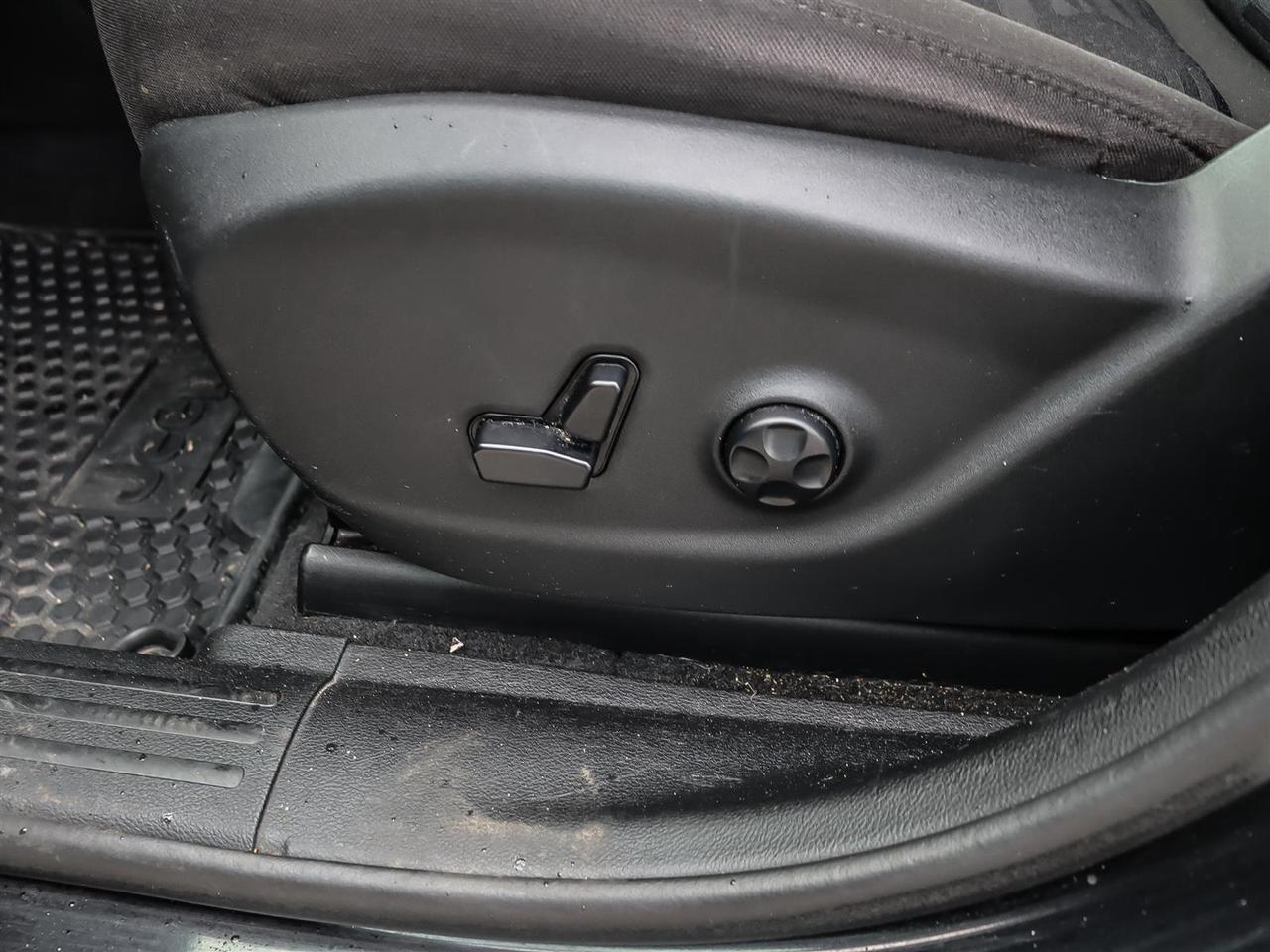 2019 Jeep Cherokee  Photo