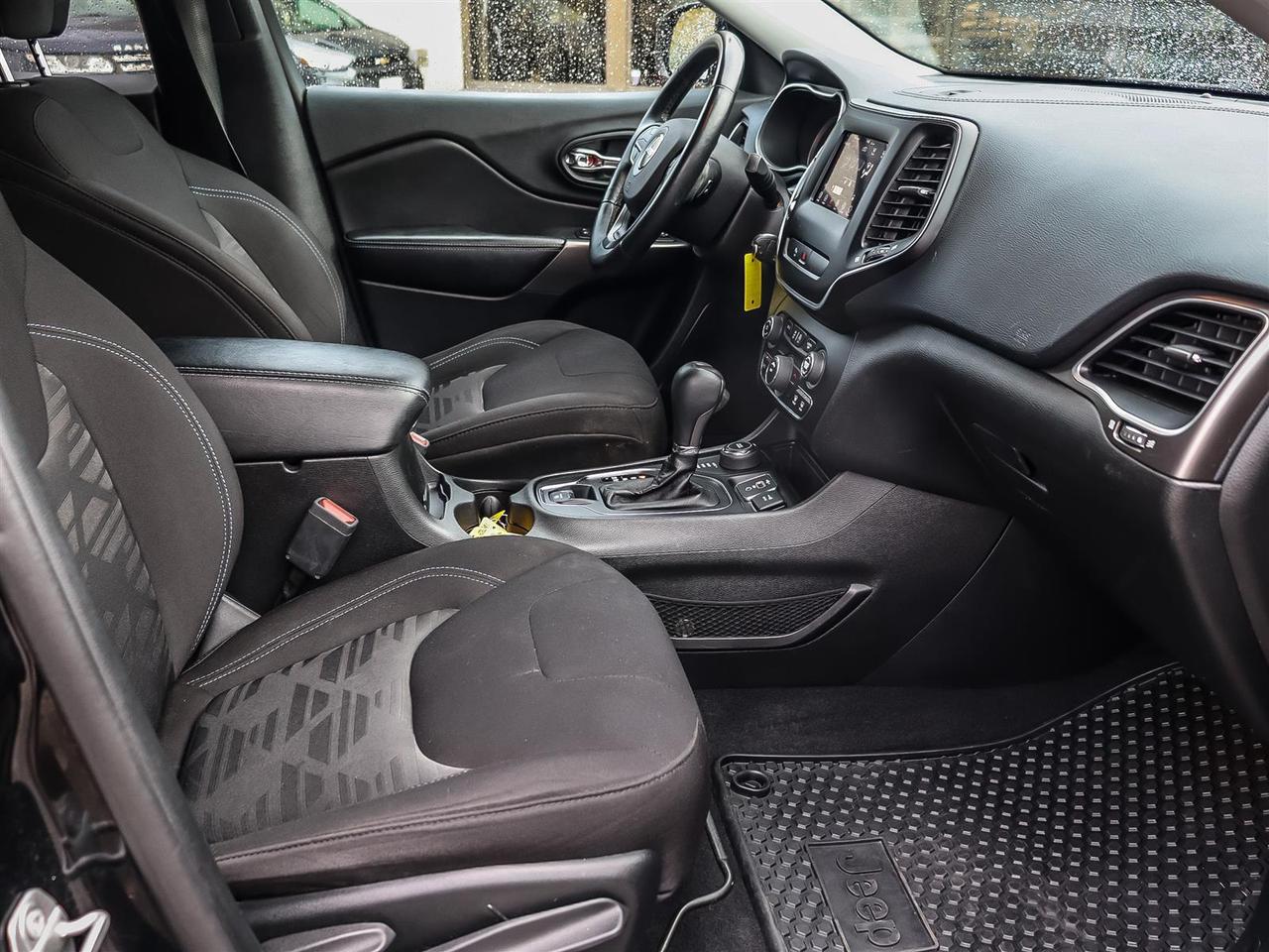 2019 Jeep Cherokee  Photo
