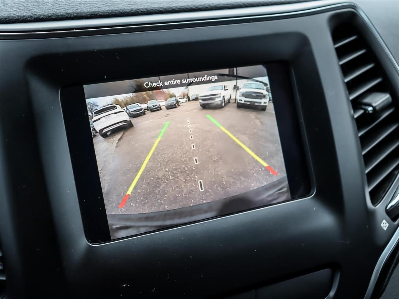 2019 Jeep Cherokee  Photo