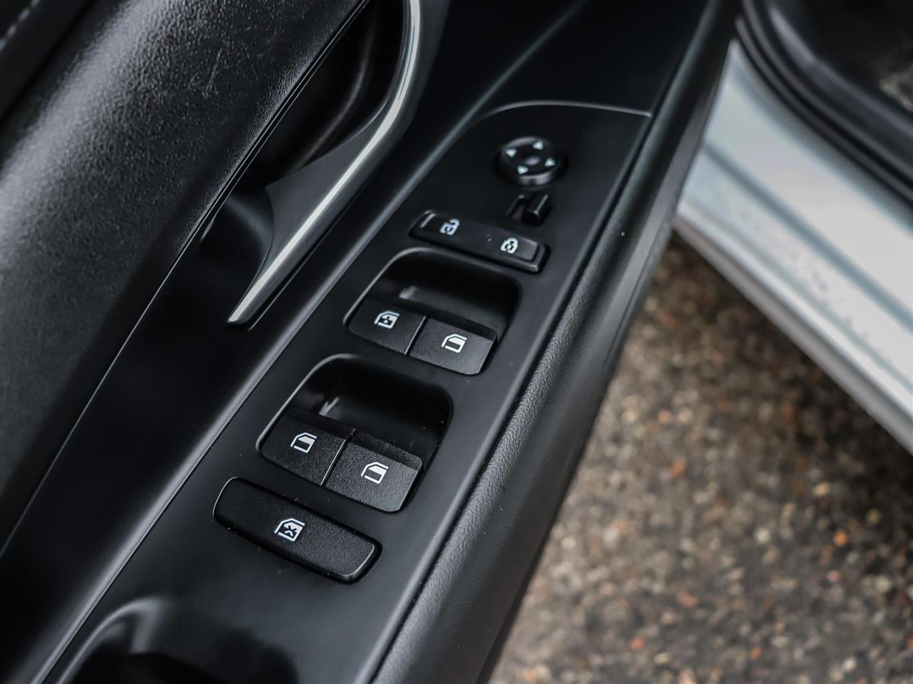 2023 Hyundai Elantra  Photo