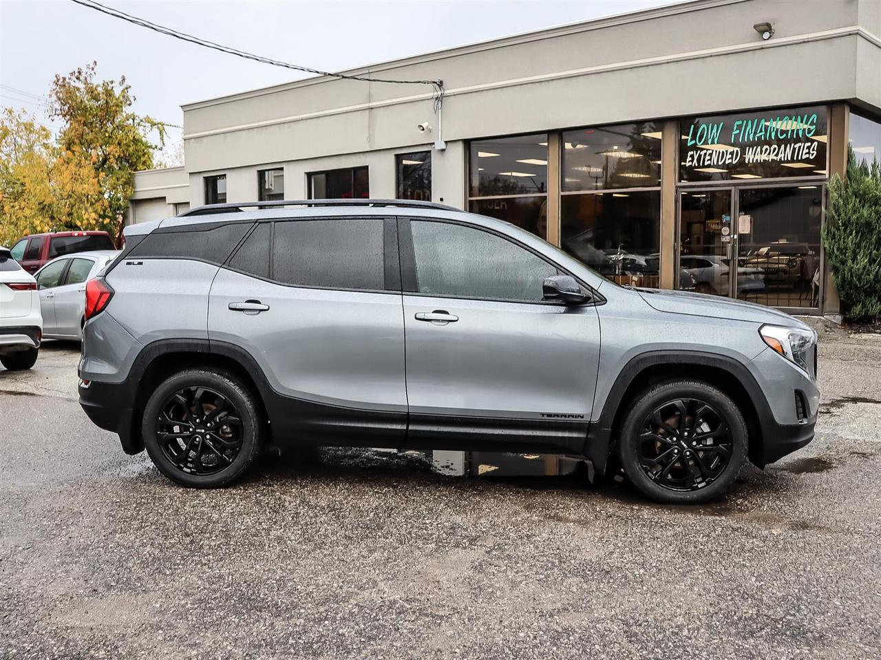 2021 GMC Terrain  Photo3