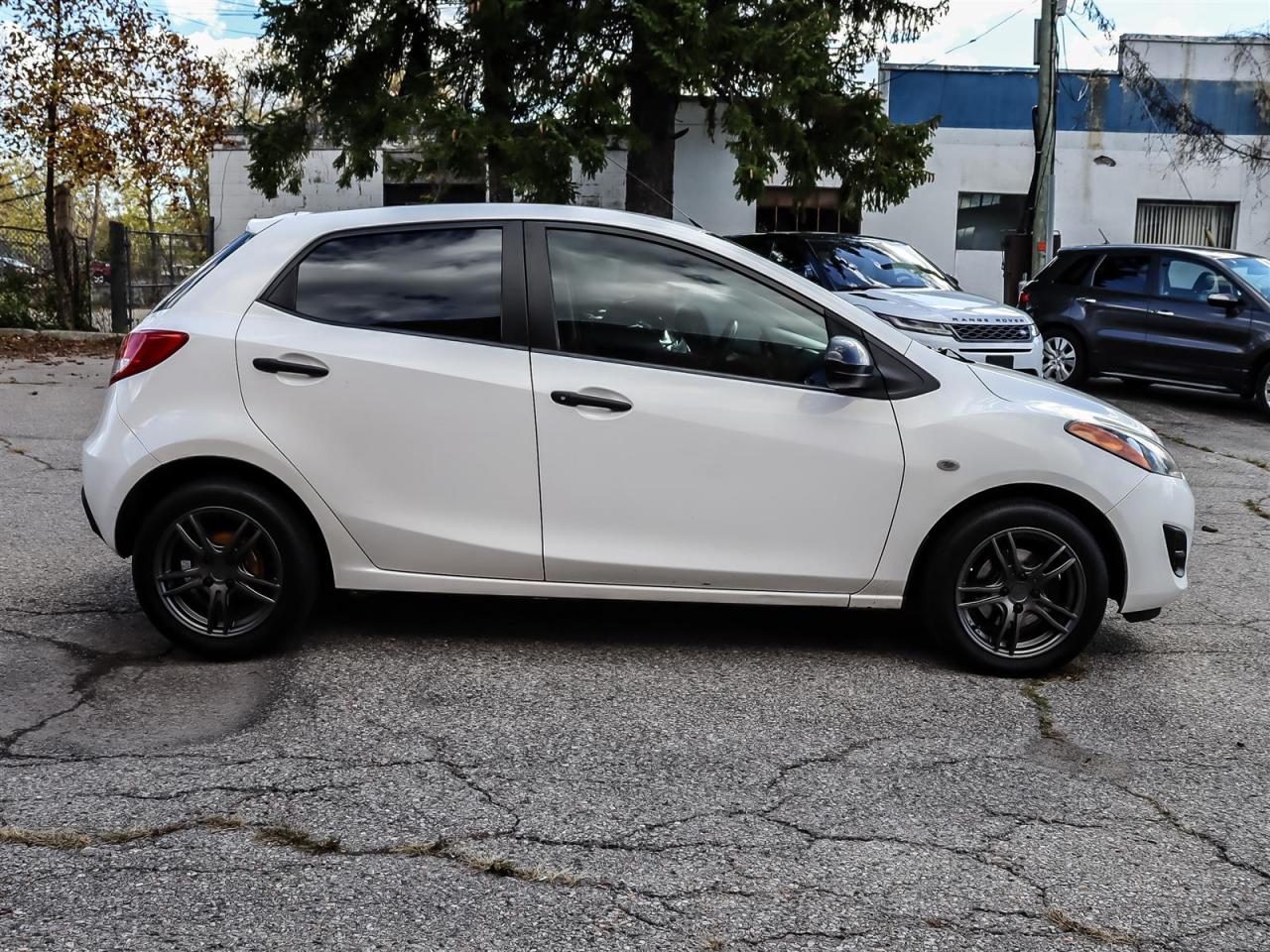 2014 Mazda MAZDA2  Photo