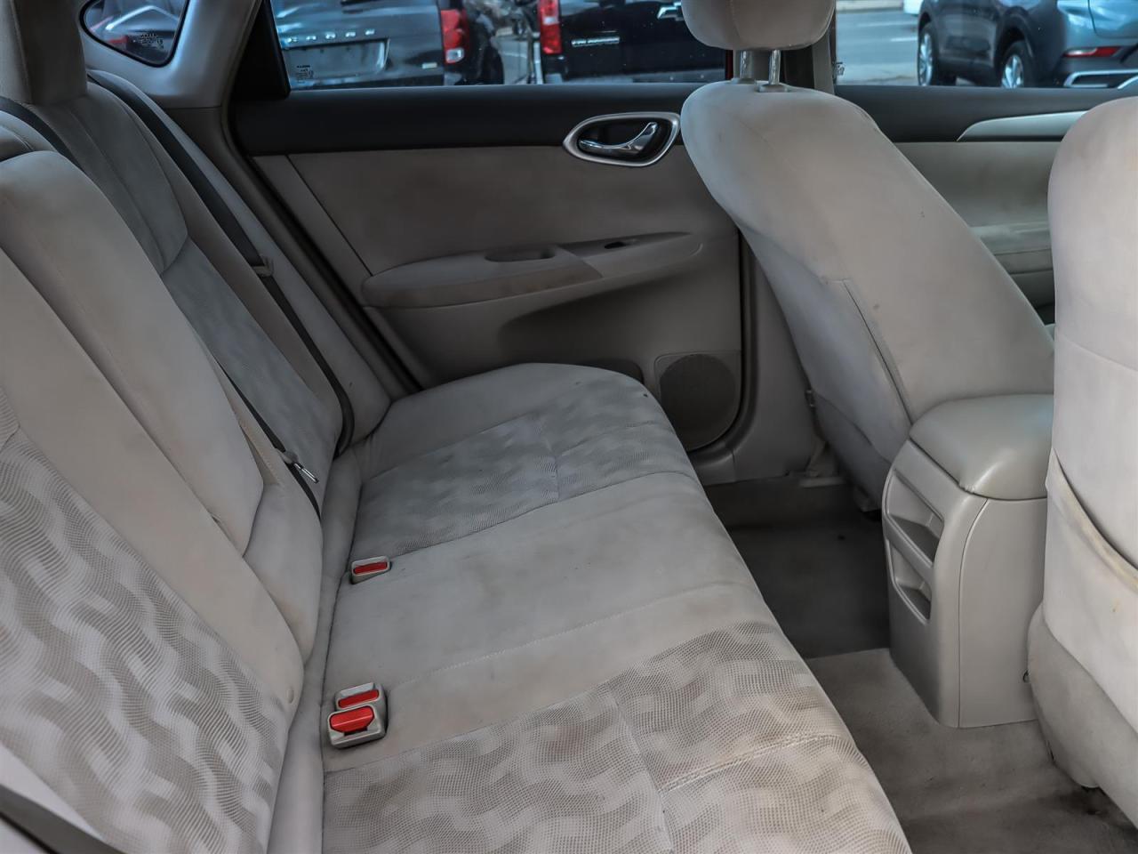 2013 Nissan Sentra  Photo